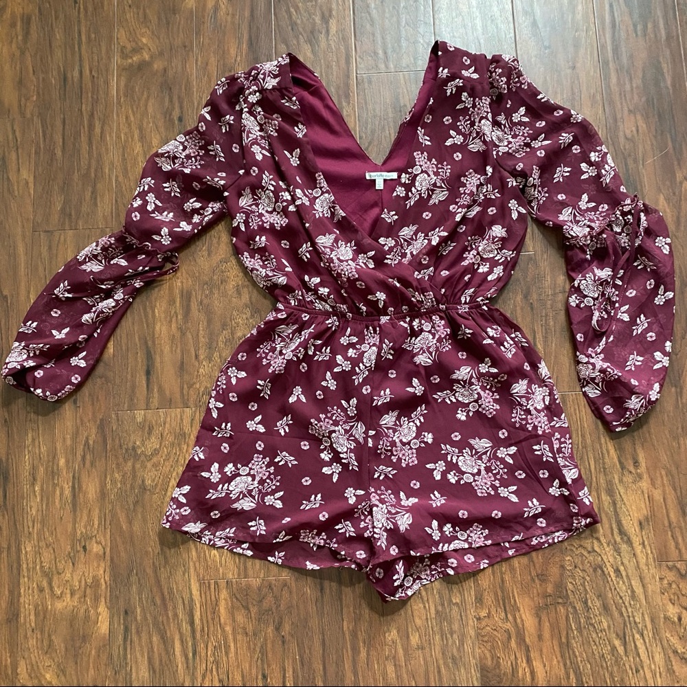 ❌SOLD❌Charlotte Russe Flower romper
